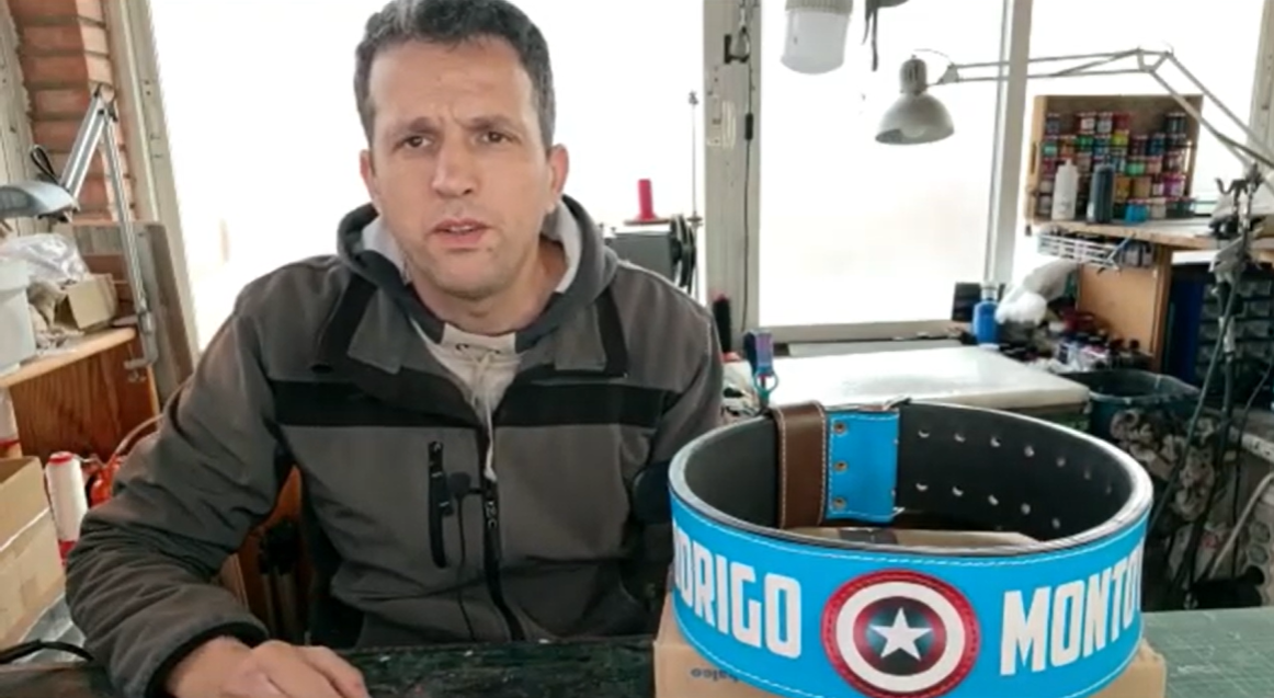 Cargar video: Cinturones de gimnasio